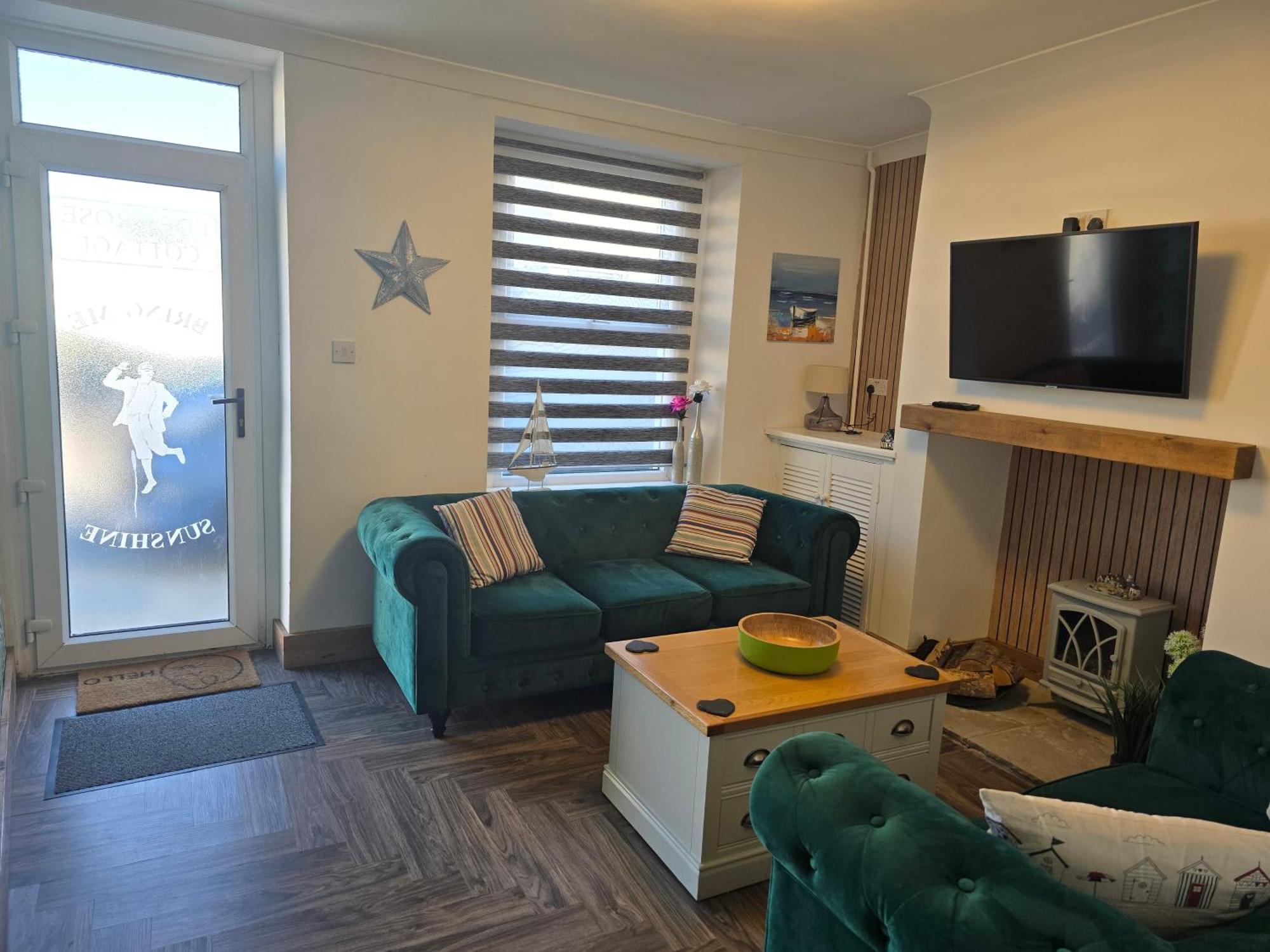 Eden Rose Cottage Hot-Tub Jacuzzi Morecambe-Bay ภายนอก รูปภาพ
