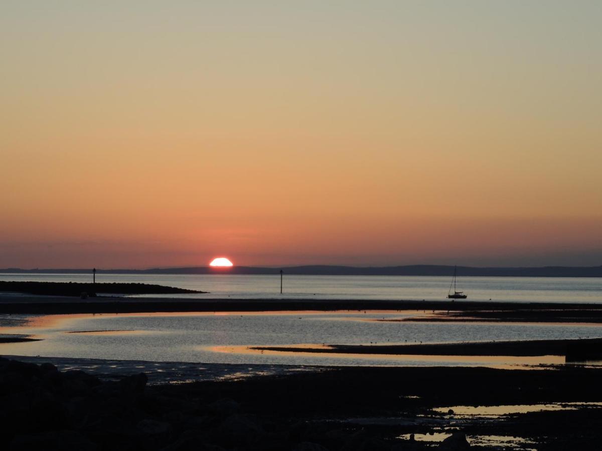 Eden Rose Cottage Hot-Tub Jacuzzi Morecambe-Bay ภายนอก รูปภาพ